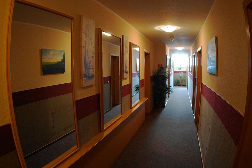 Waldhotel Bad Bibra Buitenkant foto