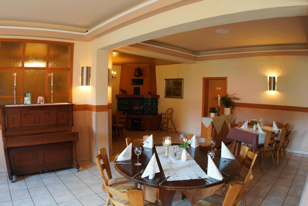 Waldhotel Bad Bibra Buitenkant foto