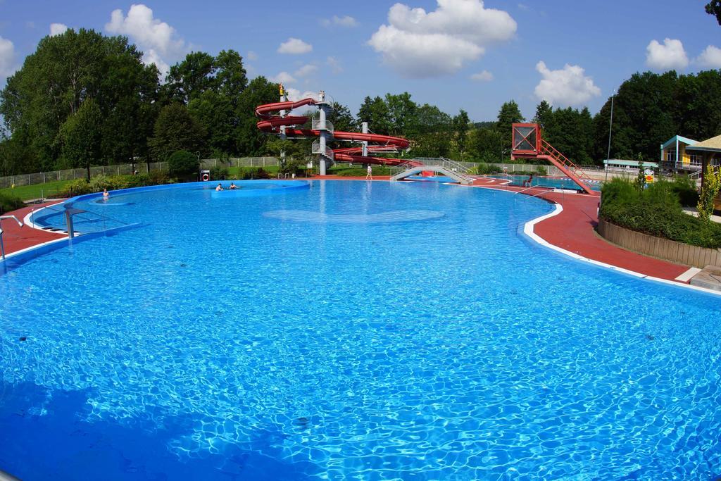 Waldhotel Bad Bibra Buitenkant foto